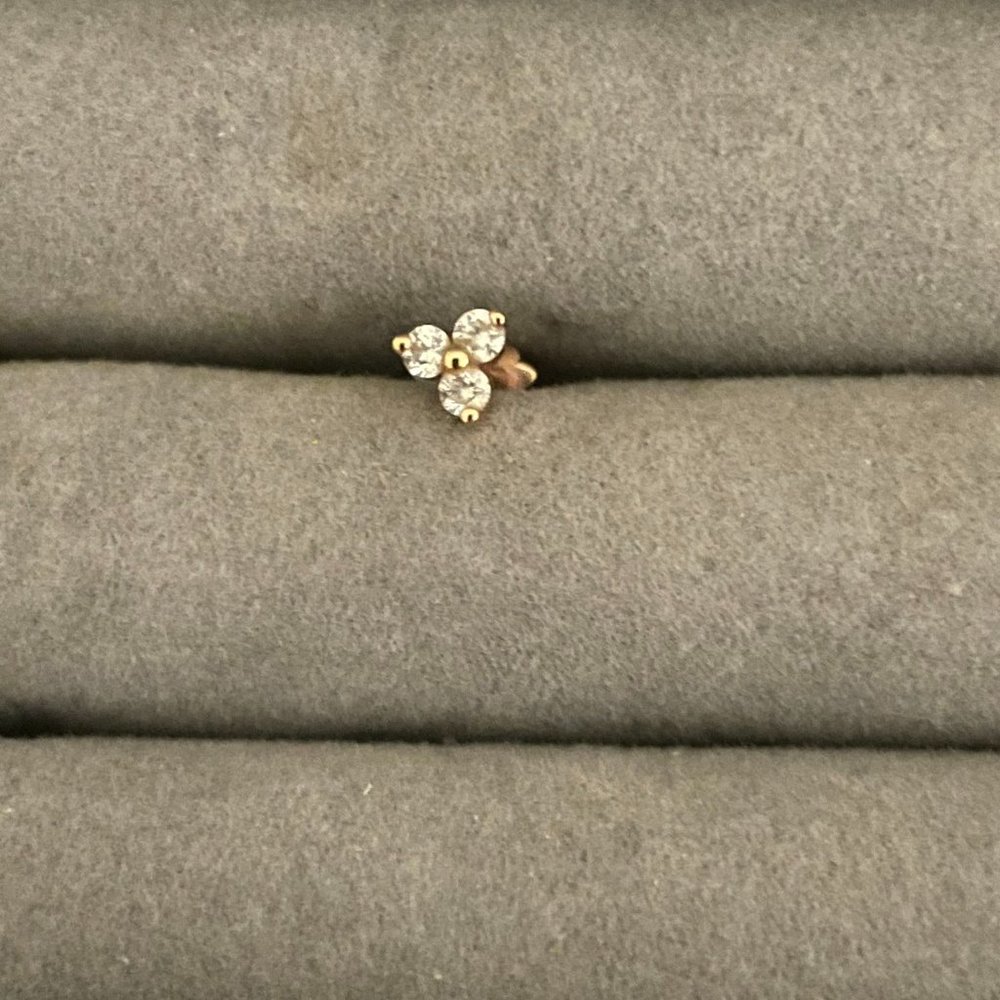 Maria Tash Diamond Trinity Threaded Study Earning - image 2